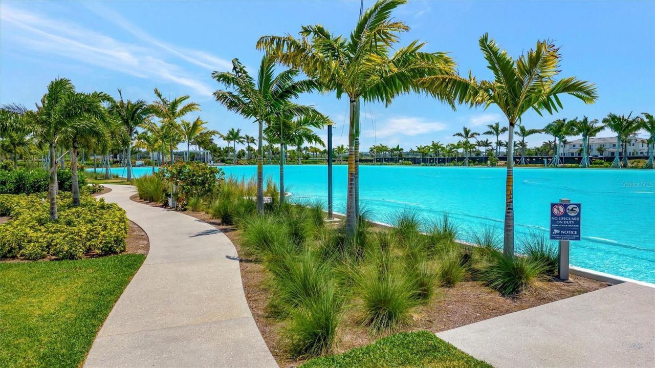 5939 Redbay Boulevard, Bradenton, FL 34210 Photo