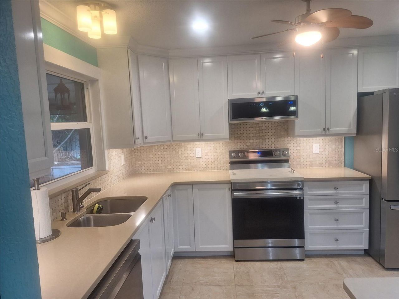 9613 Leeward Avenue, Largo, FL 33773 Photo