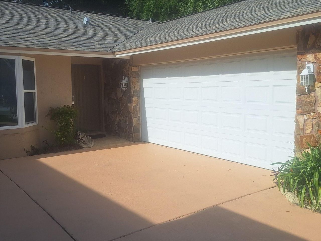 9613 Leeward Avenue, Largo, FL 33773 Photo