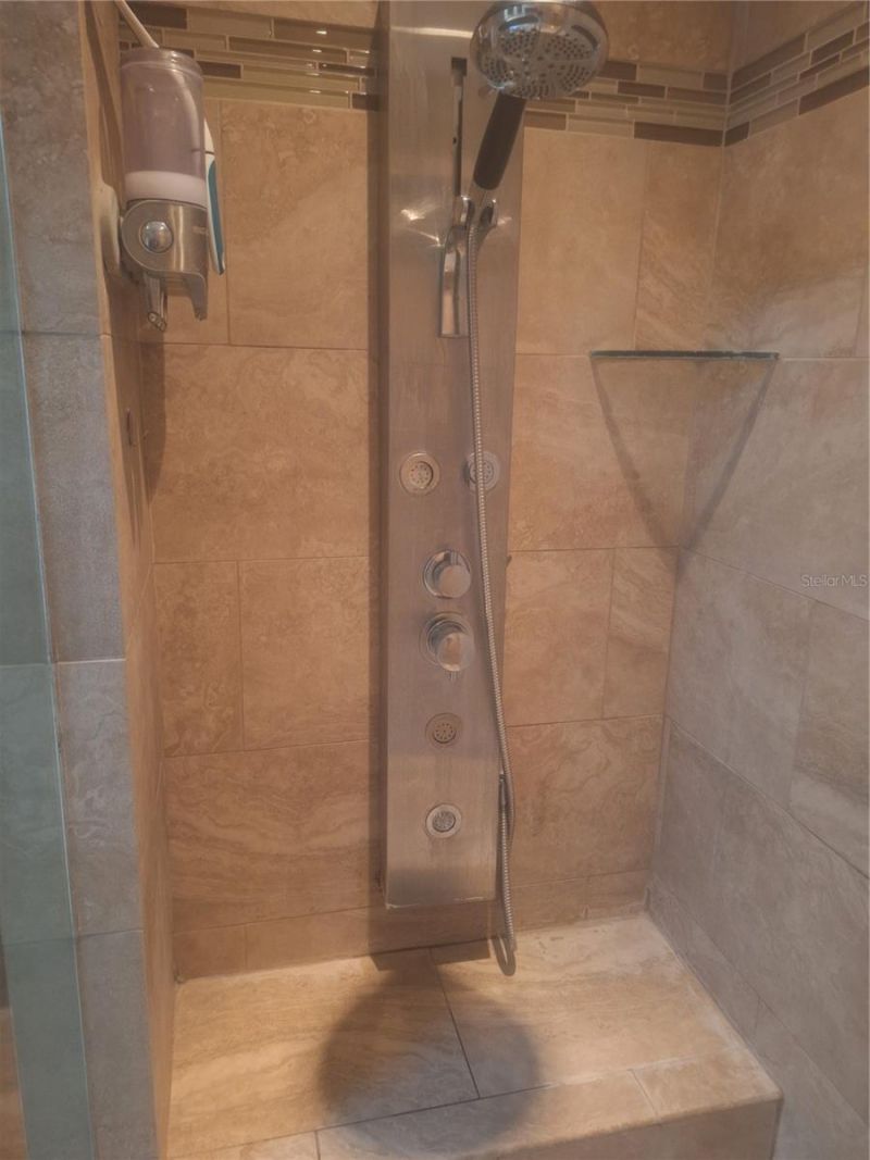 9613 Leeward Avenue, Largo, FL 33773 Photo