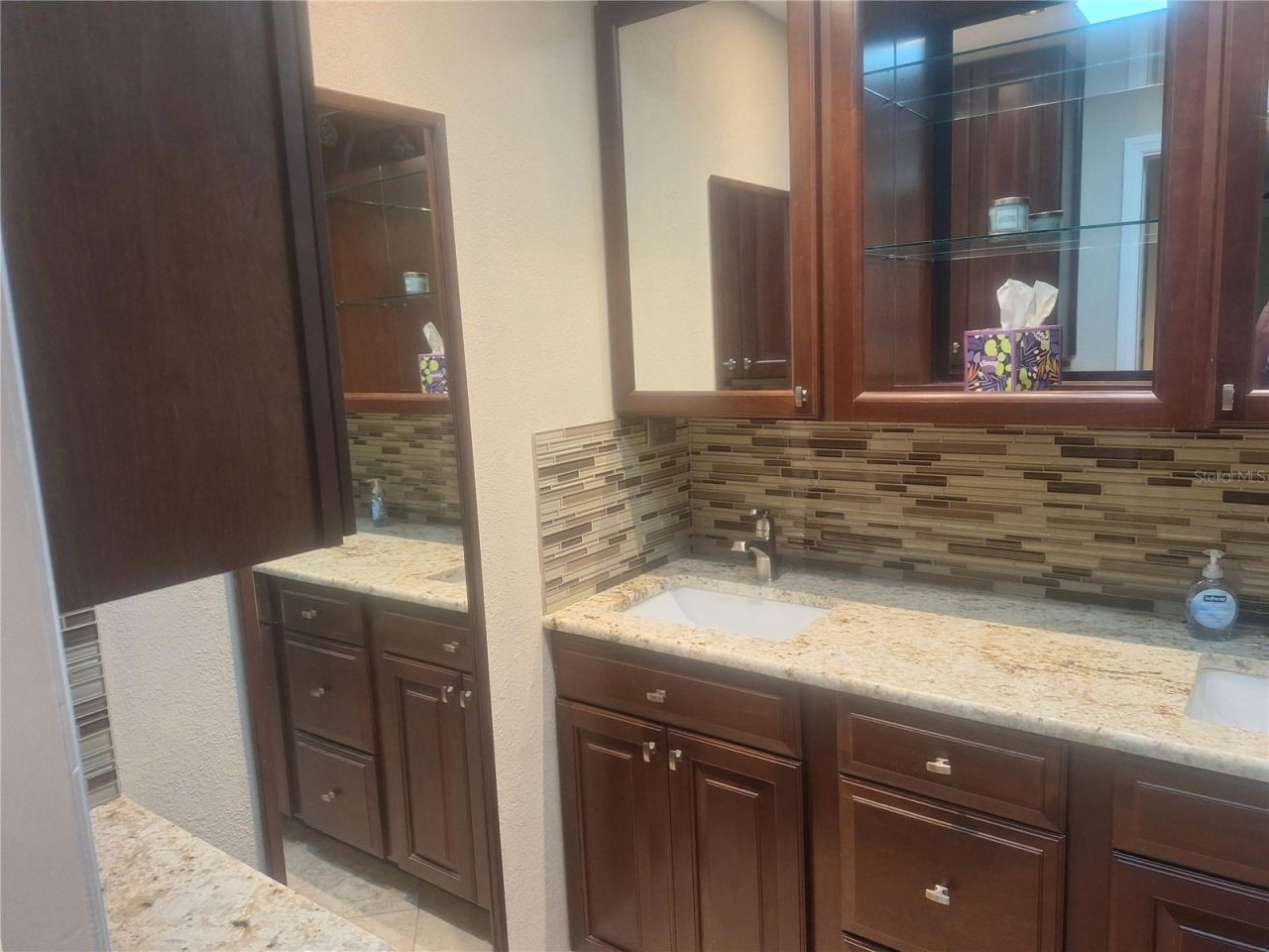 9613 Leeward Avenue, Largo, FL 33773 Photo