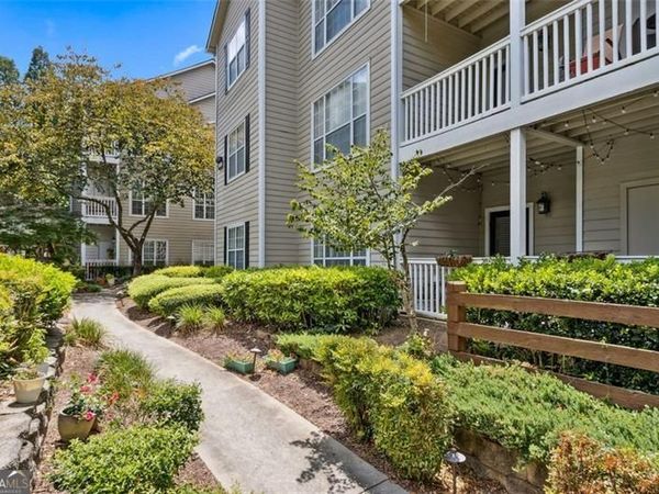 1250 Parkwood Circle SE, Unit 3204, Atlanta, GA 30339