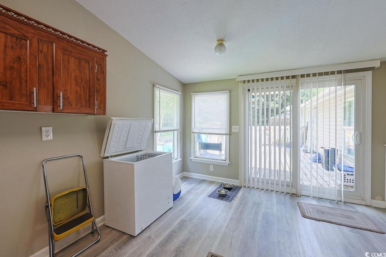 1011 Weslin Creek Dr. Photo 15