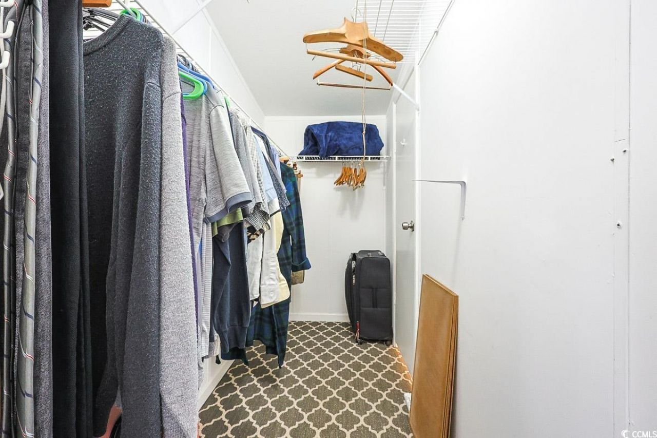 1011 Weslin Creek Dr. Photo 20