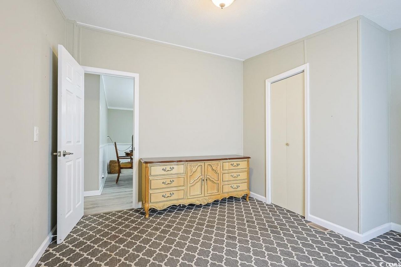 1011 Weslin Creek Dr. Photo 31