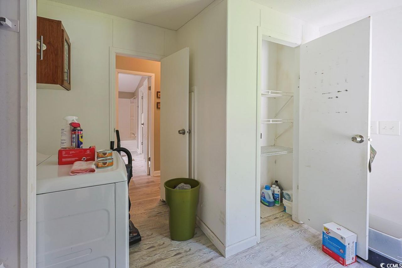 1011 Weslin Creek Dr. Photo 33