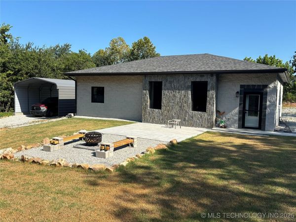 1616 Battle Drive, Grove, OK 74344