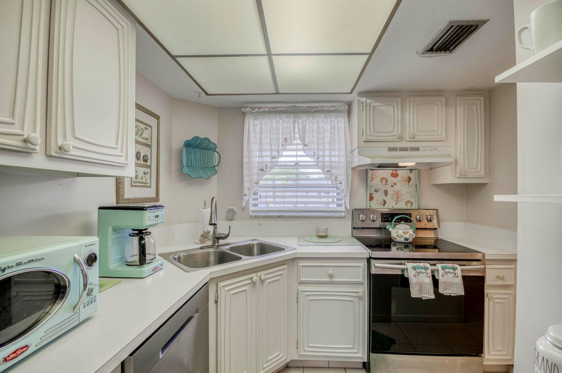 18081 SE Country Club Drive, Unit 3-26, Jupiter, FL 33469 Photo