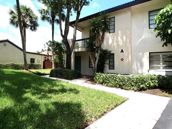 21766 Cypress Drive, Unit 20a, Boca Raton, FL 33433