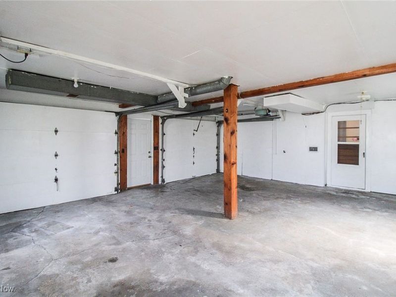 590 Ruth Avenue, Leavittsburg, OH 44430 Photo 11