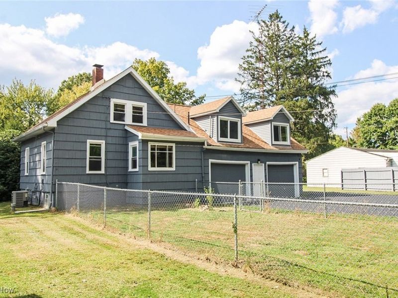 590 Ruth Avenue, Leavittsburg, OH 44430 Photo 4