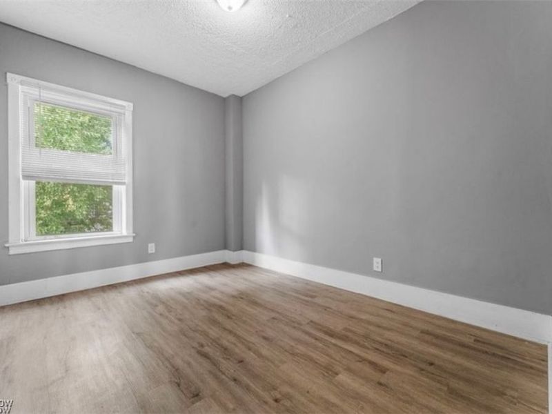 7507 Lawnview Avenue, Cleveland, OH 44103 Photo 18