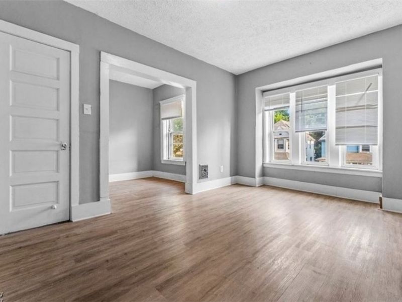 7507 Lawnview Avenue, Cleveland, OH 44103 Photo 20