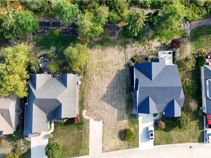 335 Copper Creek, Amherst, OH 44001 Photo 6