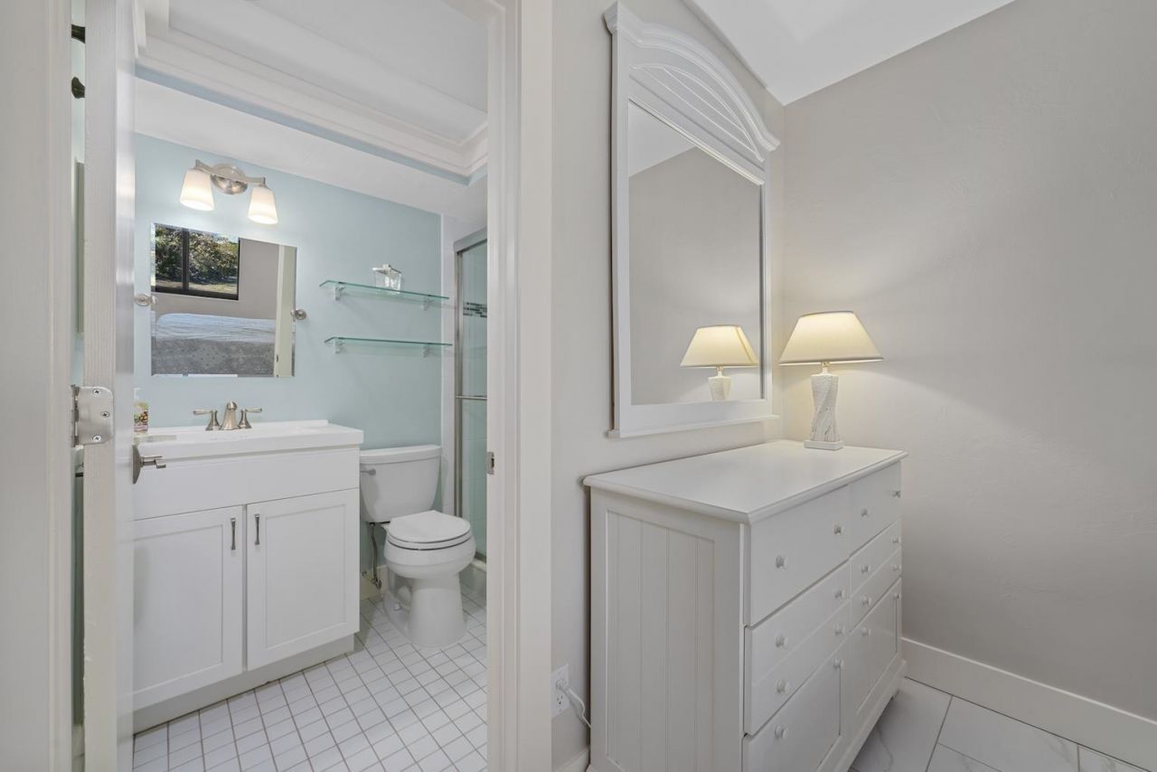 1919 Olde Middle Gulf Dr, Unit 502, Sanibel, FL 33957 Photo