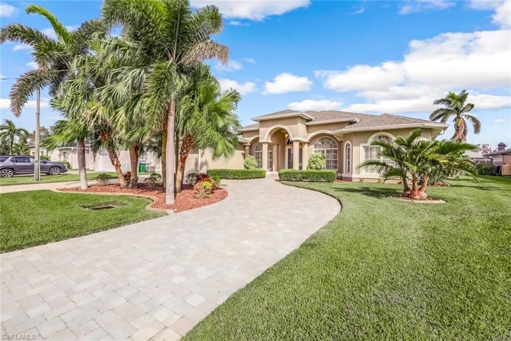 1911 SE 35th St, Cape Coral, FL 33904 Photo