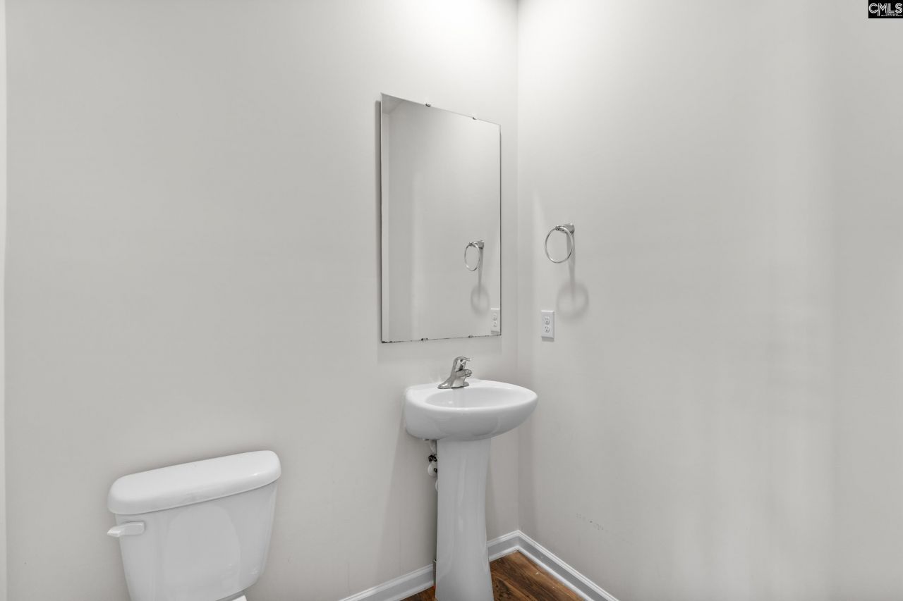 843 Marigold Lane Photo 11