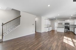 843 Marigold Lane photo 4