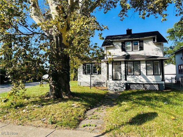 13401 Rugby Road, Cleveland, OH 44110