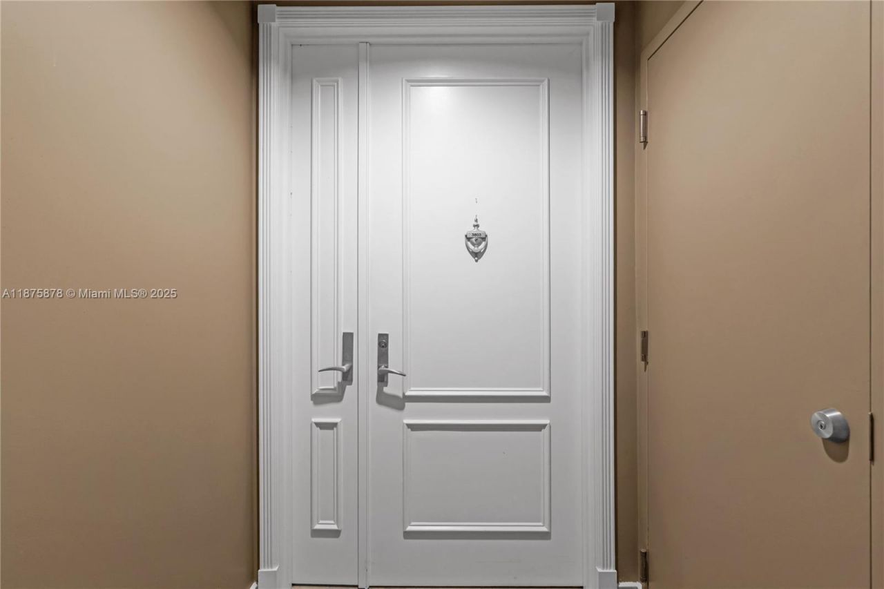 848 Brickell Key Dr, Unit 3803, Miami, FL 33131 Photo