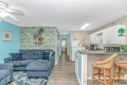 6001 - 1222 S Kings Hwy. photo 4