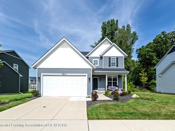 5614 Copper Creek Drive, Haslett, MI 48840