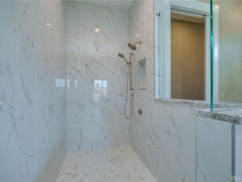 9882 Saddle Creek Trail, Centerville, OH 45458 Photo 40