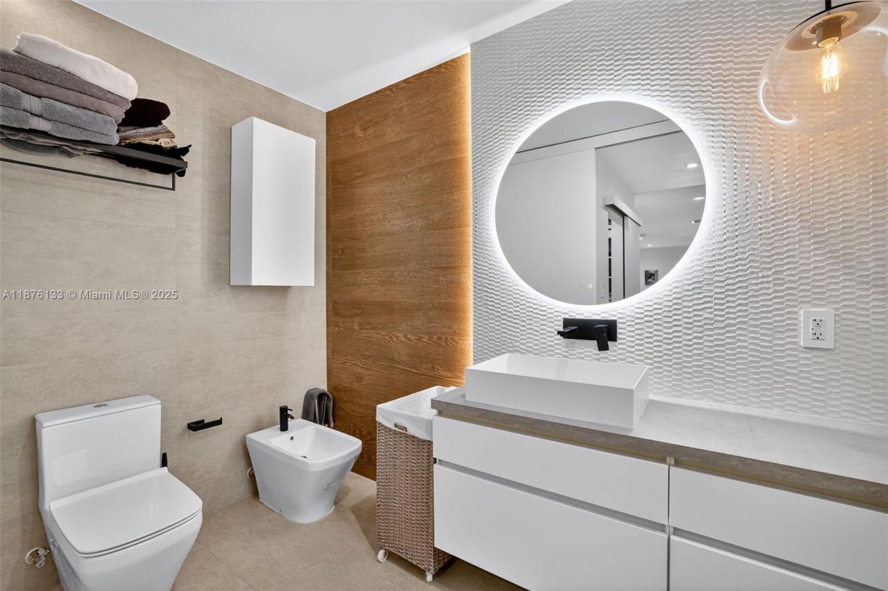 10740 SW 73rd Ct, Pinecrest, FL 33156 Photo