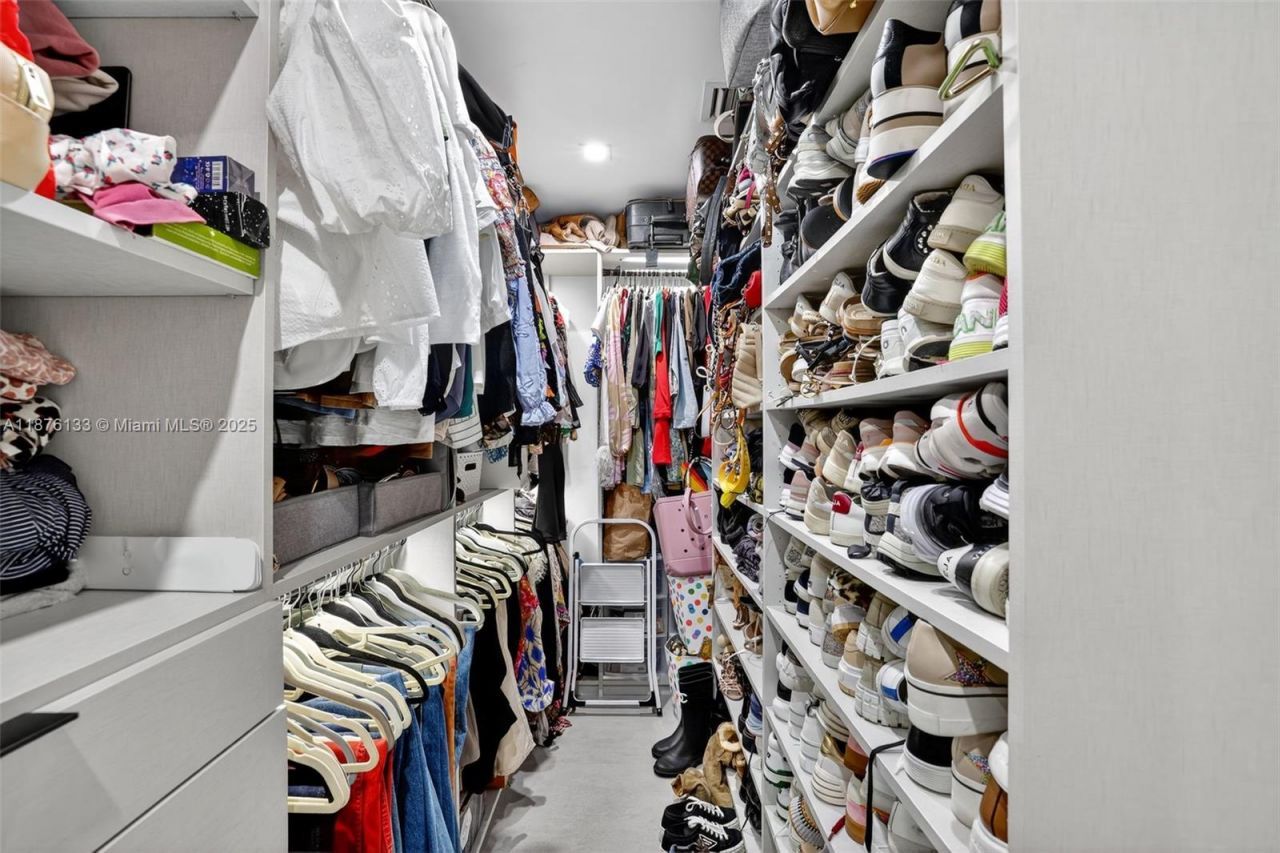 10740 SW 73rd Ct, Pinecrest, FL 33156 Photo