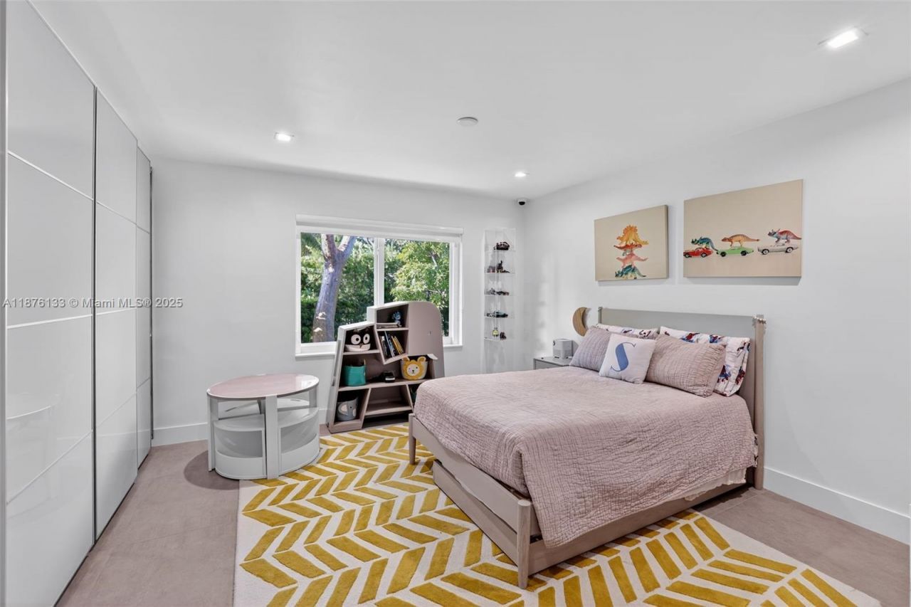 10740 SW 73rd Ct, Pinecrest, FL 33156 Photo