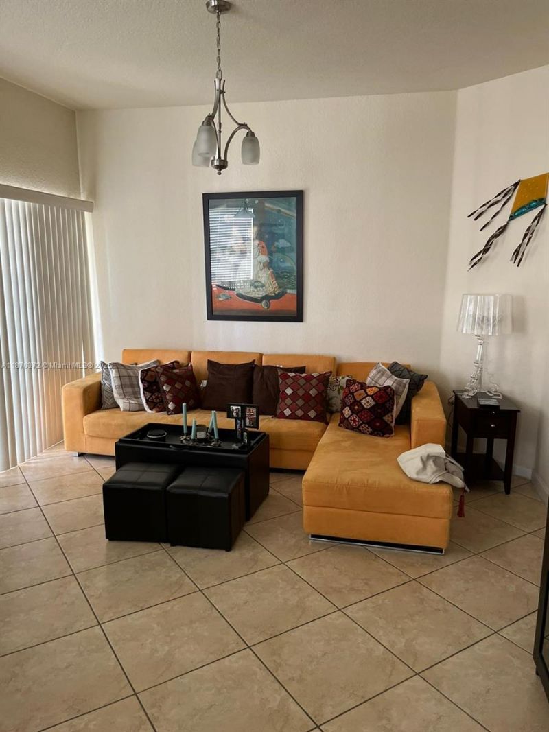 11401 NW 89th St, Unit 104, Doral, FL 33178 Main Photo