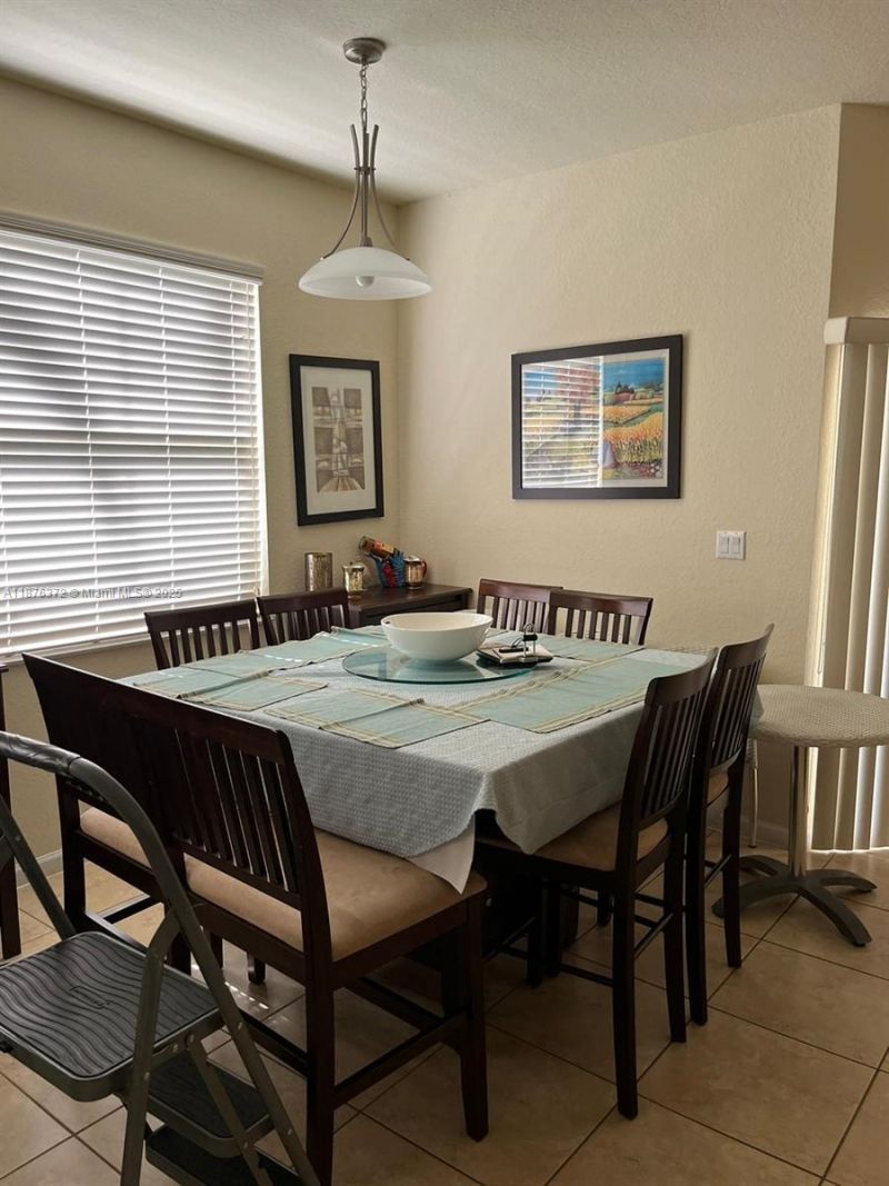 11401 NW 89th St, Unit 104, Doral, FL 33178 Photo