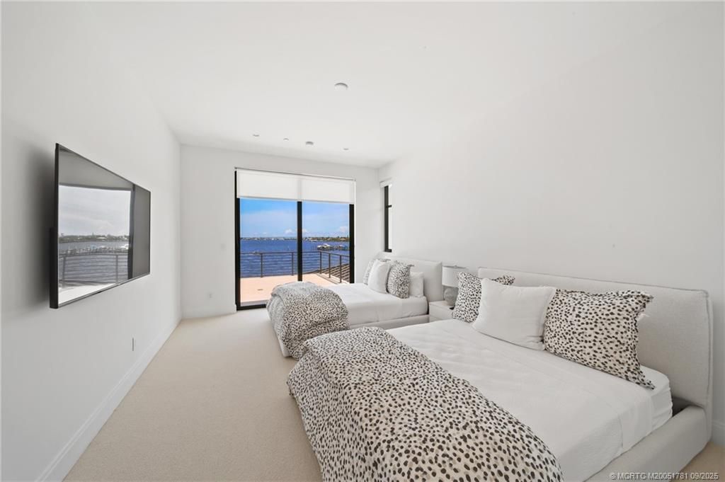 2834 SW Rivers End Way, Palm City, FL 34990 Photo