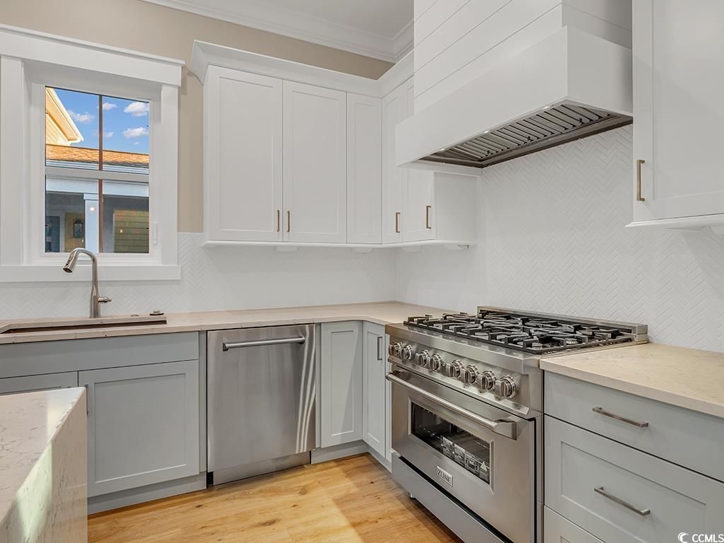 8178 Living Tide Dr. Photo 4