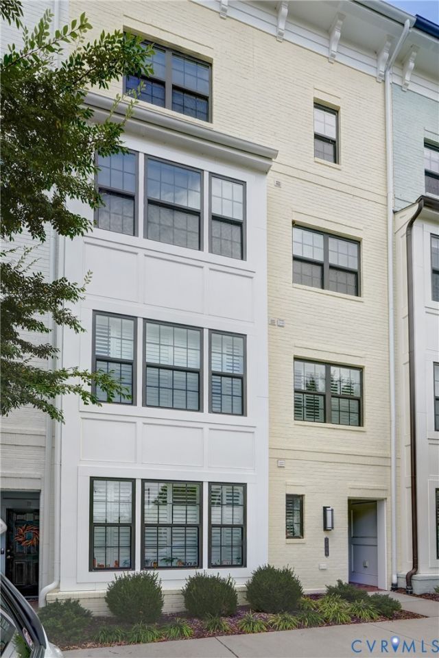 2006 Libbie Lake West Street Henrico, VA 23230