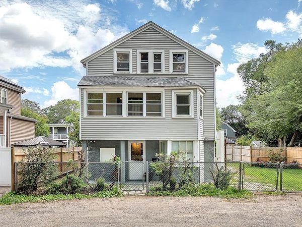 14-14R Kennebec St, Boston, MA 02126