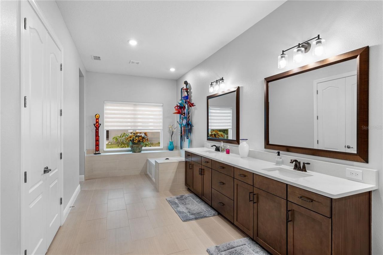 17064 Secret Hollow Loop, Clermont, FL 34711 Photo