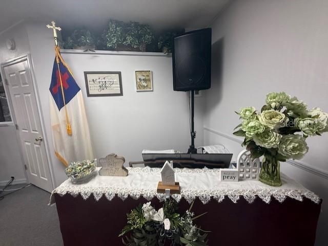 8826 Trevarthon Road, Orlando, FL 32817 Photo