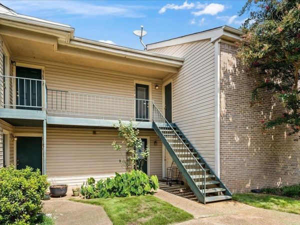 6784 QUAIL HOLLOW CT, Unit 2, Memphis, TN 38120
