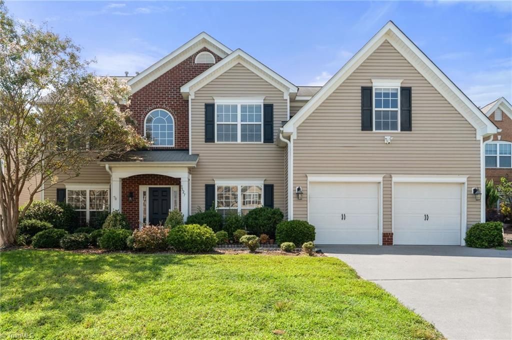 3527 Glenfield Lane, Clemmons, NC 27012 Main Photo