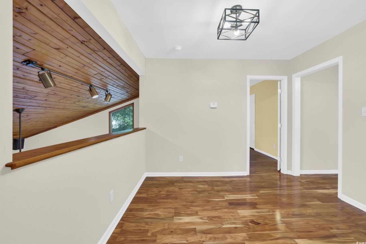 841 Old Bridge Rd. Photo 20