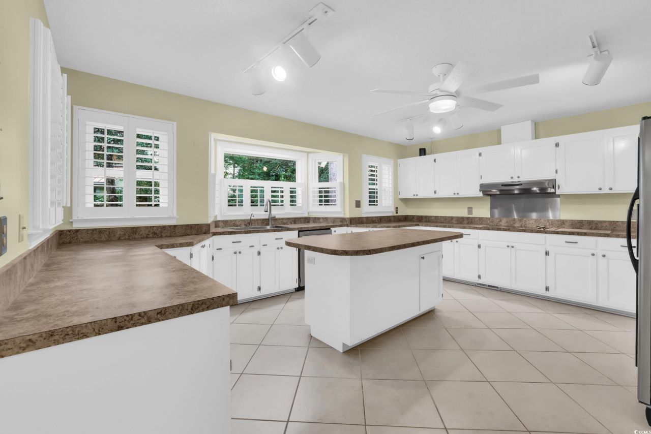 841 Old Bridge Rd. Photo 3