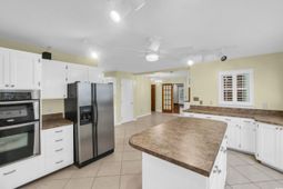 841 Old Bridge Rd. photo 4