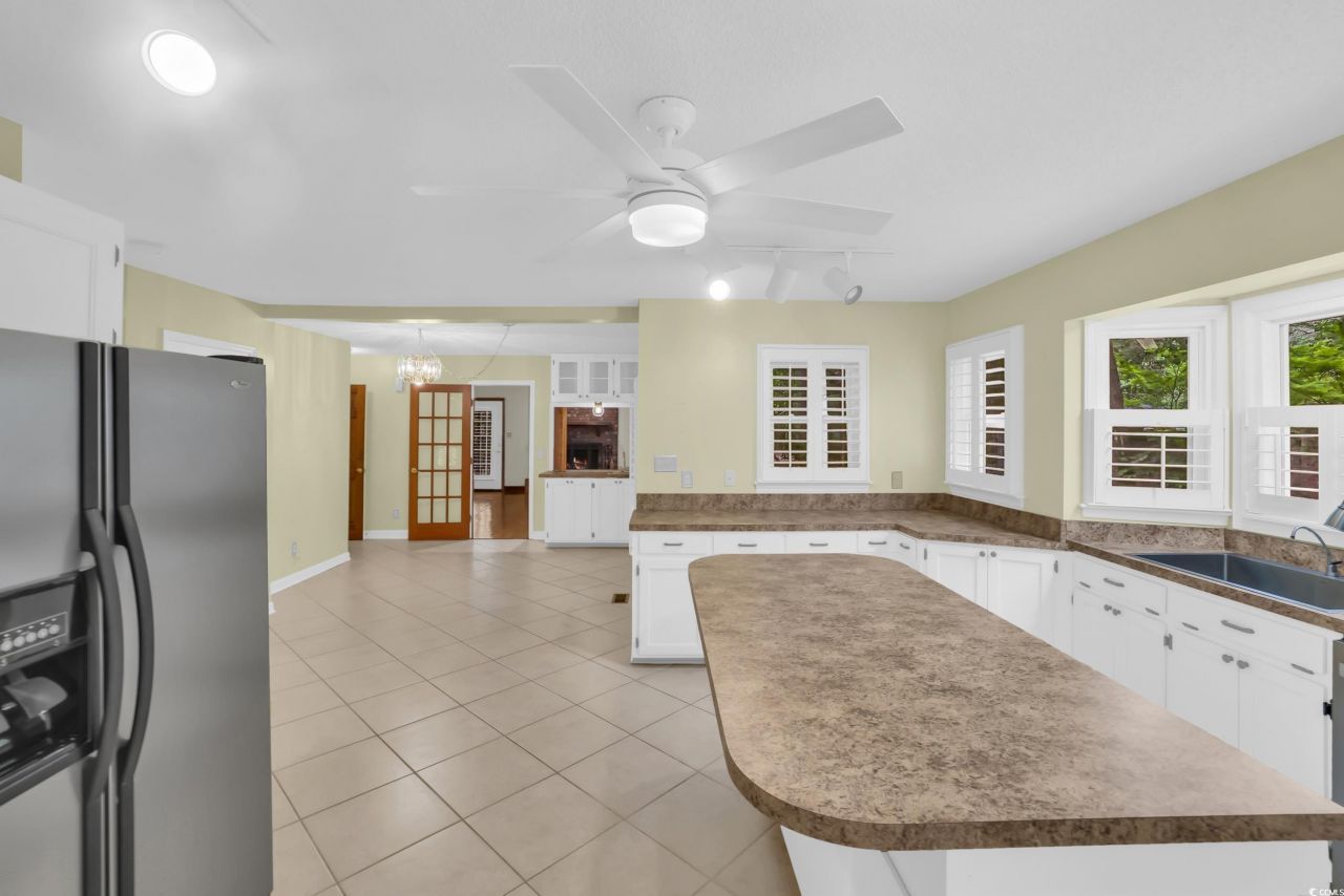 841 Old Bridge Rd. Photo 5