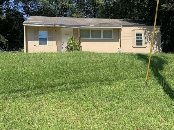 3905 Saint Charles Place, Macon, GA 31206