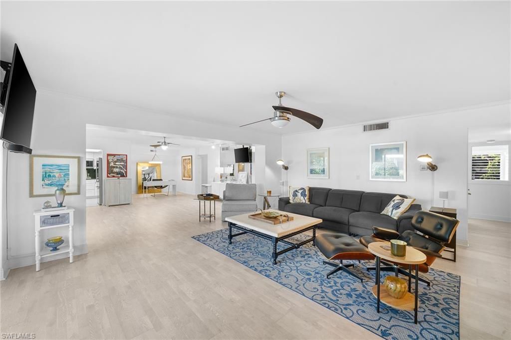 604 7th Ave S, Unit A-604, Naples, FL 34102 Photo