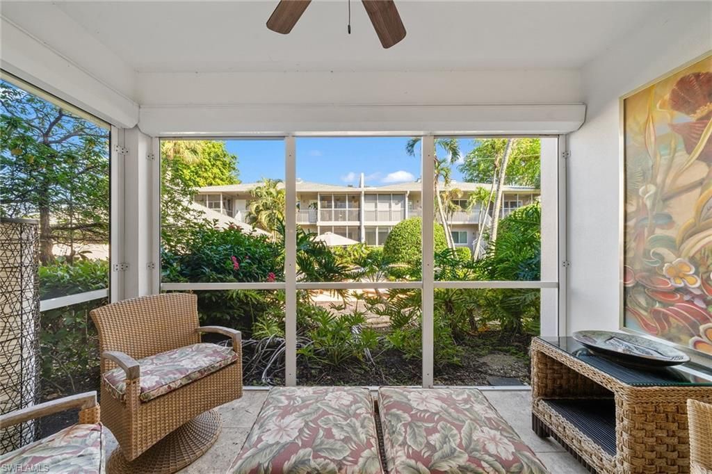 604 7th Ave S, Unit A-604, Naples, FL 34102 Photo