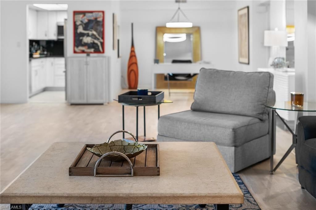 604 7th Ave S, Unit A-604, Naples, FL 34102 Photo