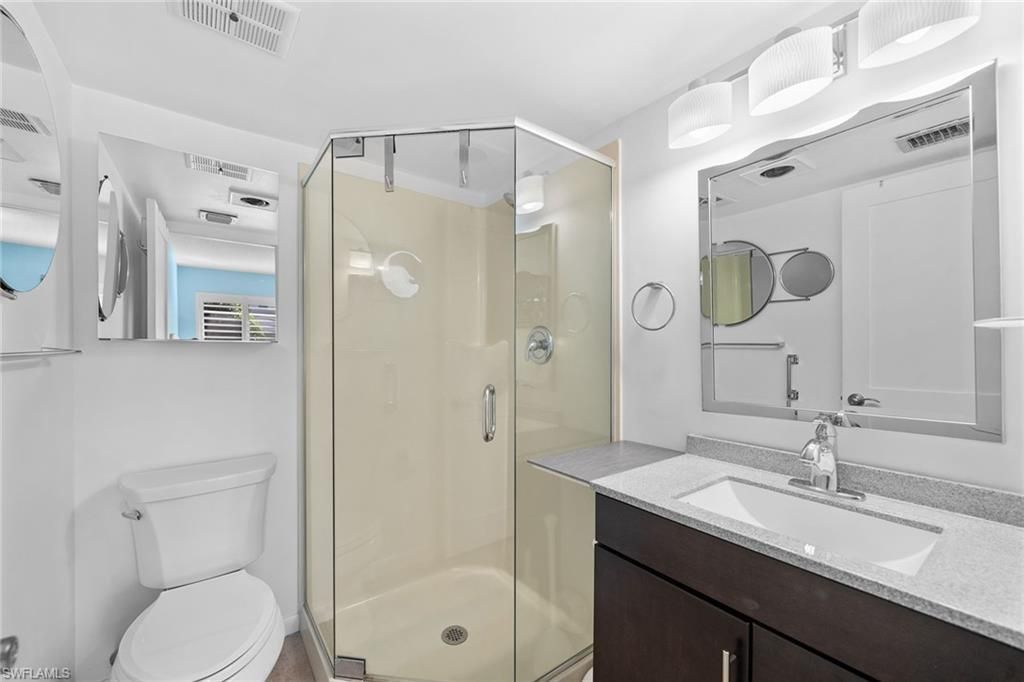 604 7th Ave S, Unit A-604, Naples, FL 34102 Photo