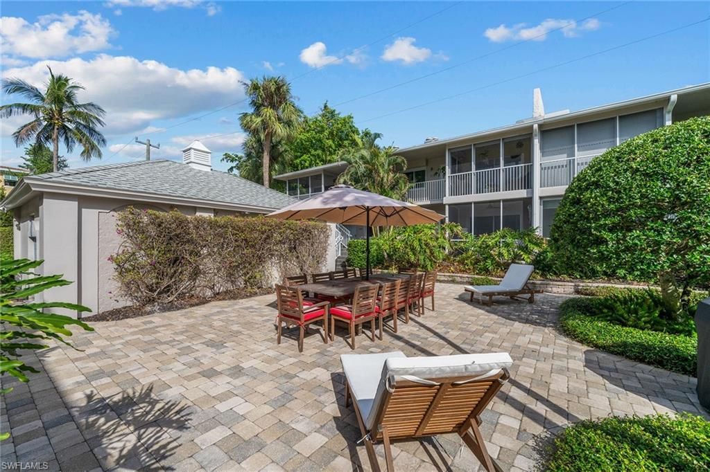 604 7th Ave S, Unit A-604, Naples, FL 34102 Photo